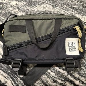 Topo Designs Mini Quick Pack Like New